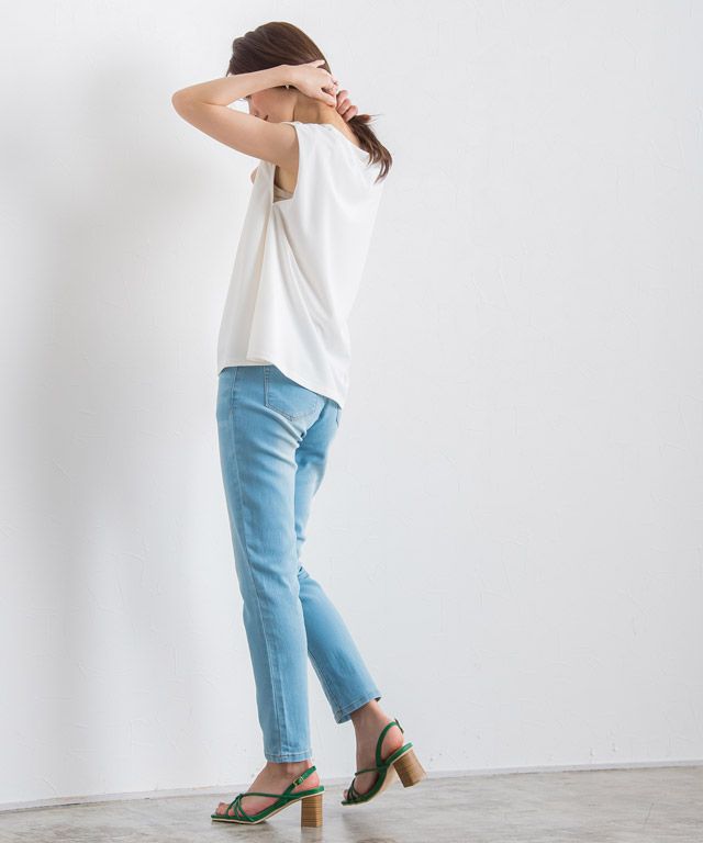 日本 Pierrot - 接觸涼感 小V領雪紡無袖上衣-橘