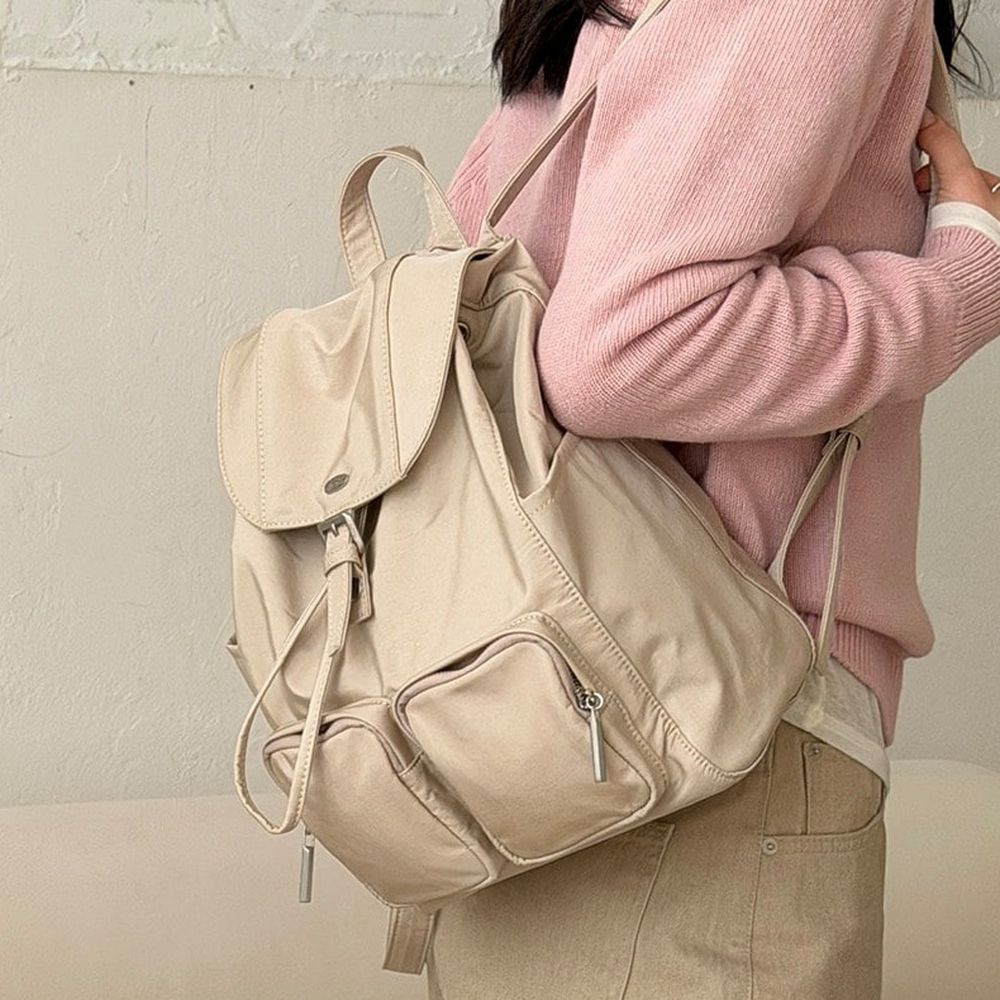 小眾設計 高雅霧面生活防水尼龍後背包-卡其杏 (S[25x32x14cm])