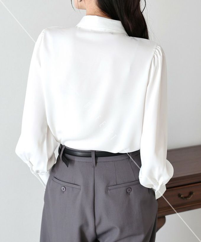 日本 BLUE EAST - 大人氣！優雅扭結雪紡長袖襯衫-灰藍