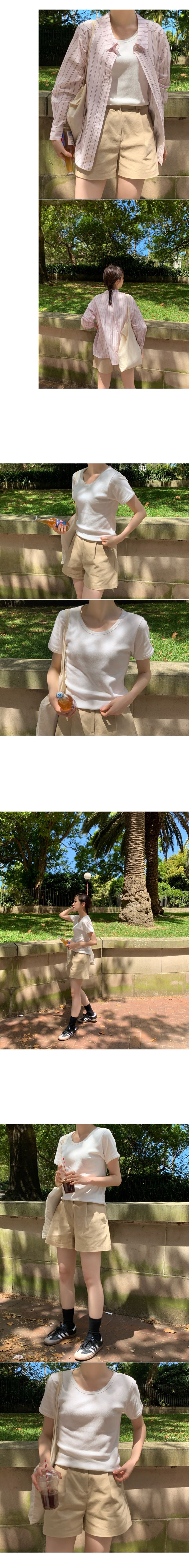 韓國 98doci - 好搭圓領修身後扣短袖上衣-象牙白