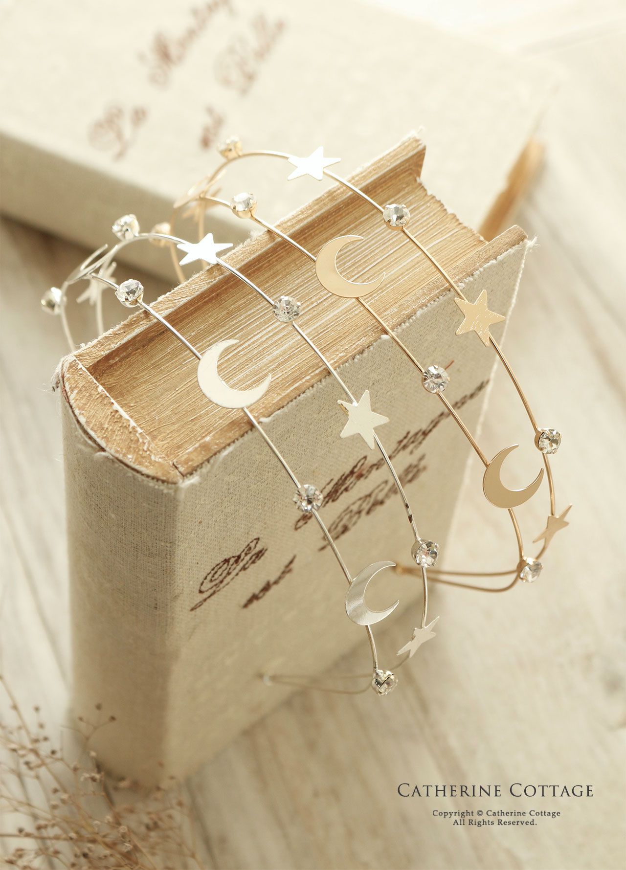 日本 Catherine Cottage - 星星月亮水鑽閃耀髮箍-金色