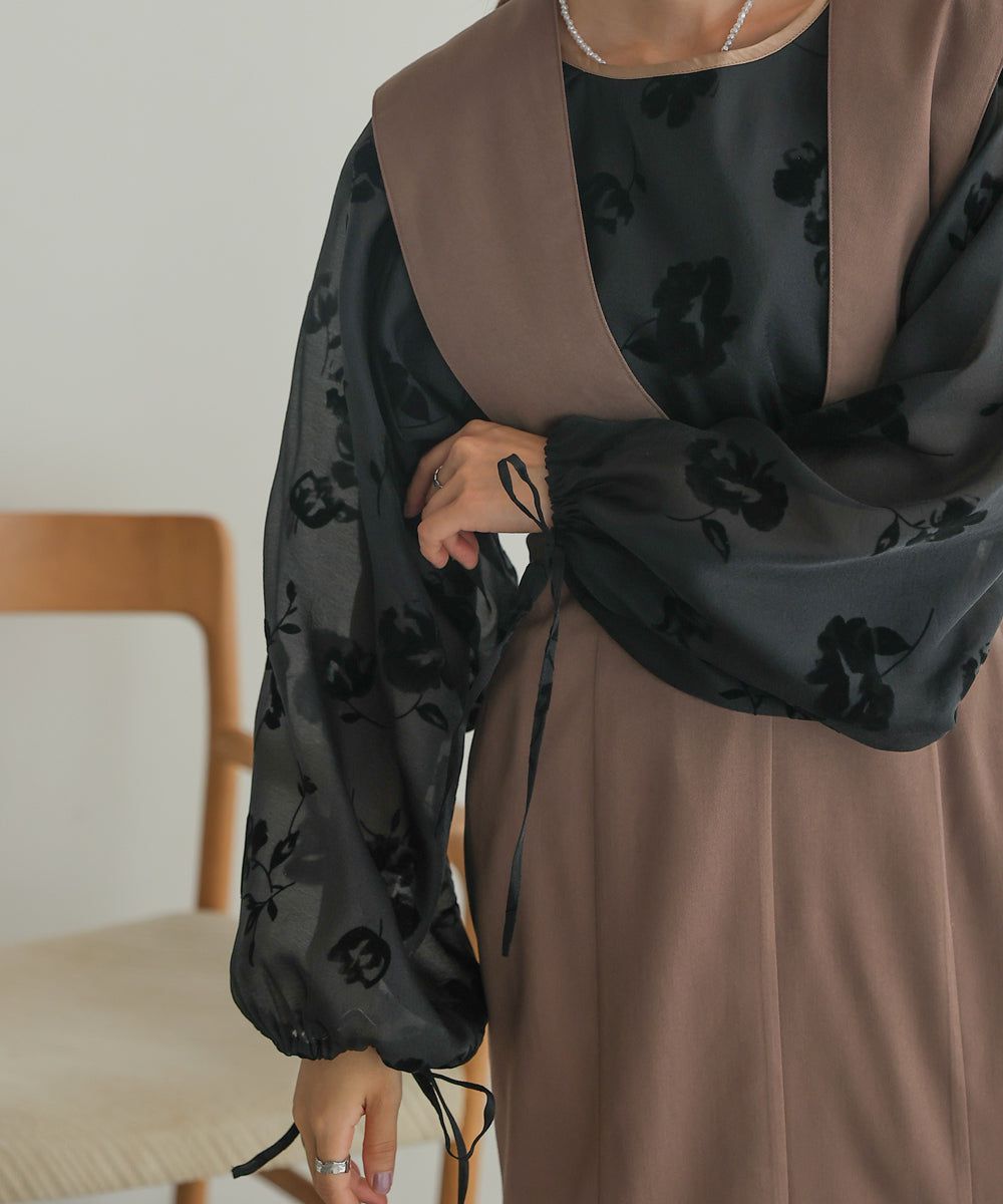 日本 Bab - 緹花透感泡泡長袖上衣-黑