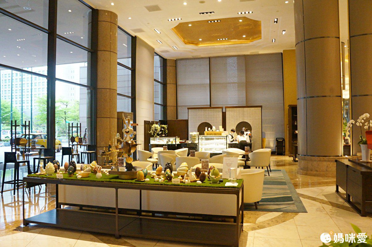 2大2小★暑假不加價【台北君悅】一泊二食豪華度假之旅