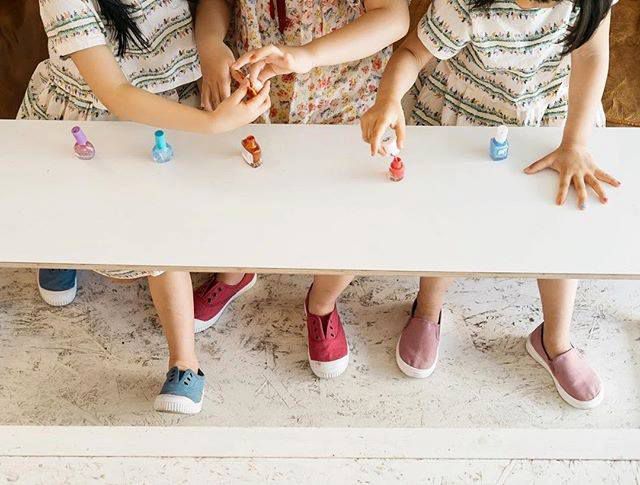 【西班牙 VICTORIA 】百年國民品牌親子鞋 ★ 新品團購價7折！