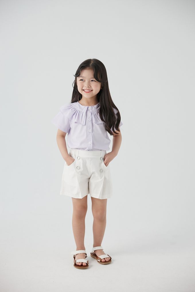 韓國 Coco Bang - 鬆緊腰裝飾釦抓褶短褲-深藍