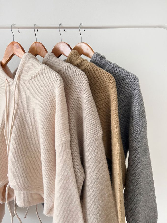 韓國女裝連線 - 連帽抽繩長袖針織上衣-米白 (FREE)