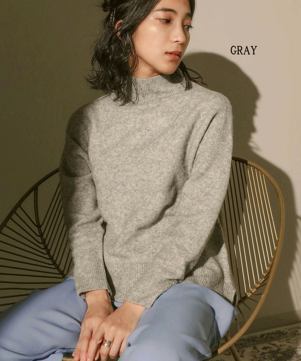 日本 Bou Jeloud - 毛混紡柔軟小高領前短後長修身寬鬆毛衣-淺灰