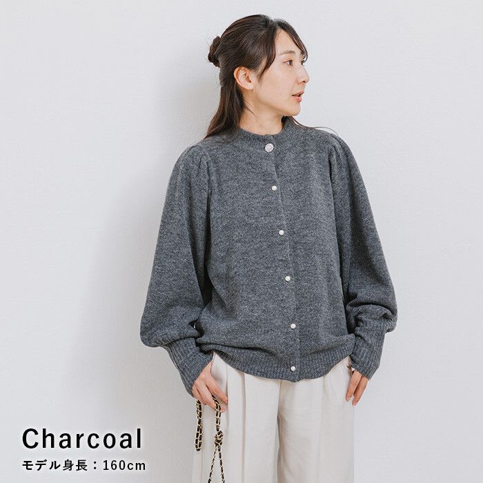 日本 ihuu - 優雅珍珠釦薄針織外套-深灰