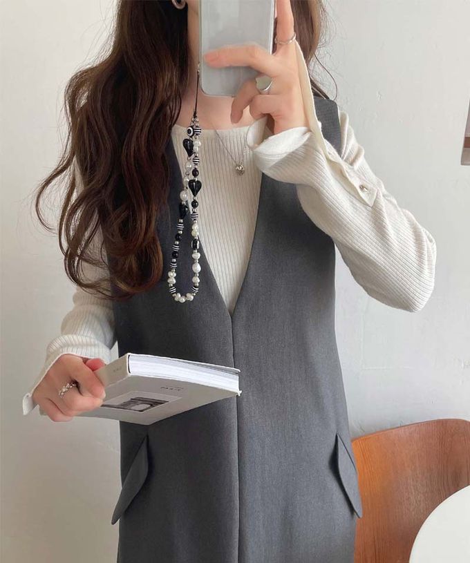 日本 Classical Elf - 簡約深V領氣質線條背心裙-卡其