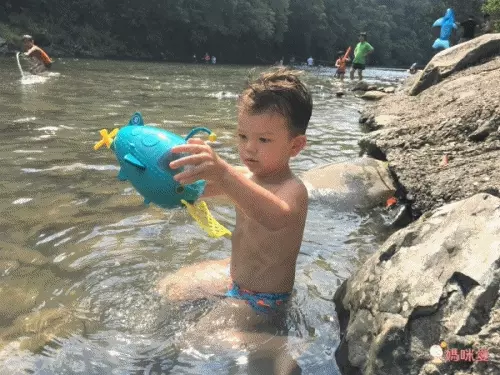 夏天最嗨洗澡玩具 ✕ 艦艇套裝！ ❤【海底小縱隊】模擬救援戲水～好禮三重送