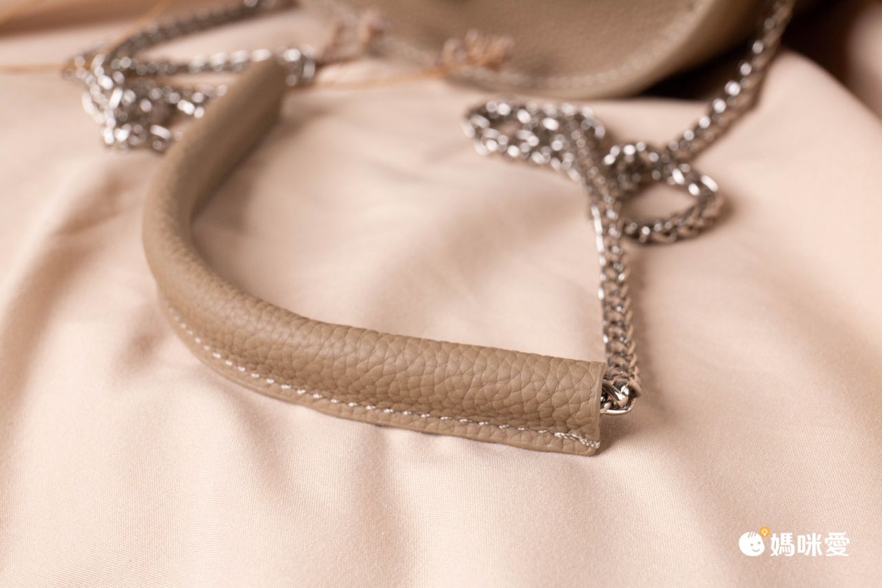 休閒肩揹真皮馬鞍包-焦糖棕 (17x15x8cm)