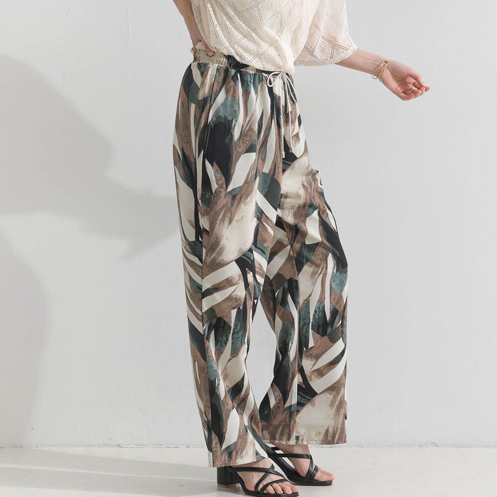 [人氣款]個性派印花輕盈寬褲-葉片-墨綠x棕