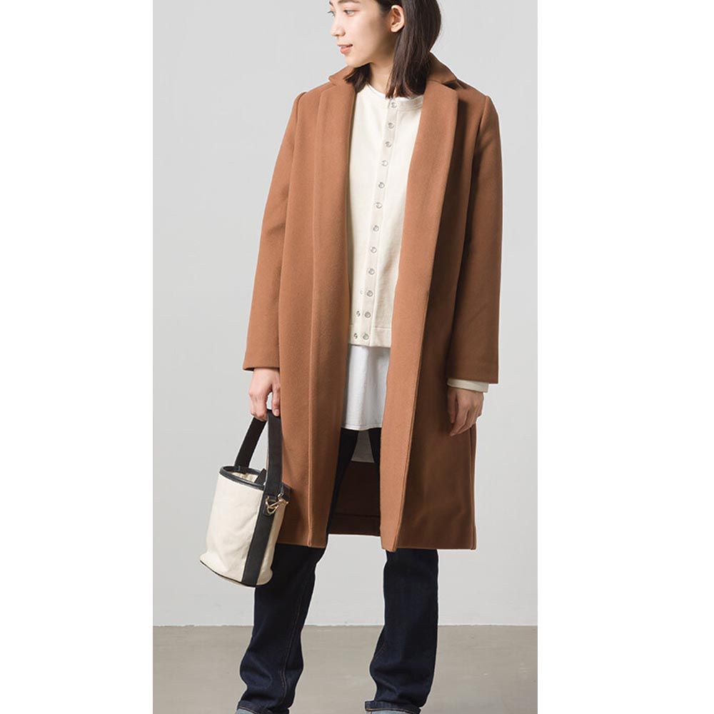 日本 OMNES - 優雅光澤感俐落長版大衣-焦糖棕