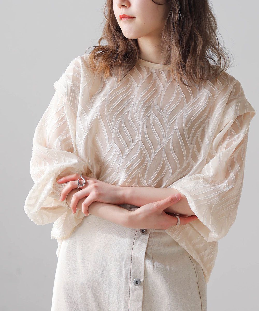 日本 Bab - 波浪紋透感排釦襯衫-米杏