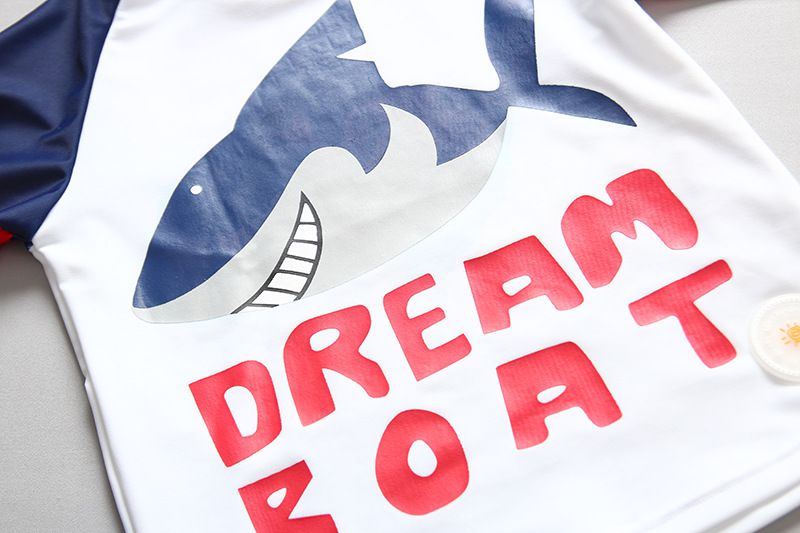 男寶長袖泳裝套裝(附帽子)-壞壞鯊魚-深藍+白