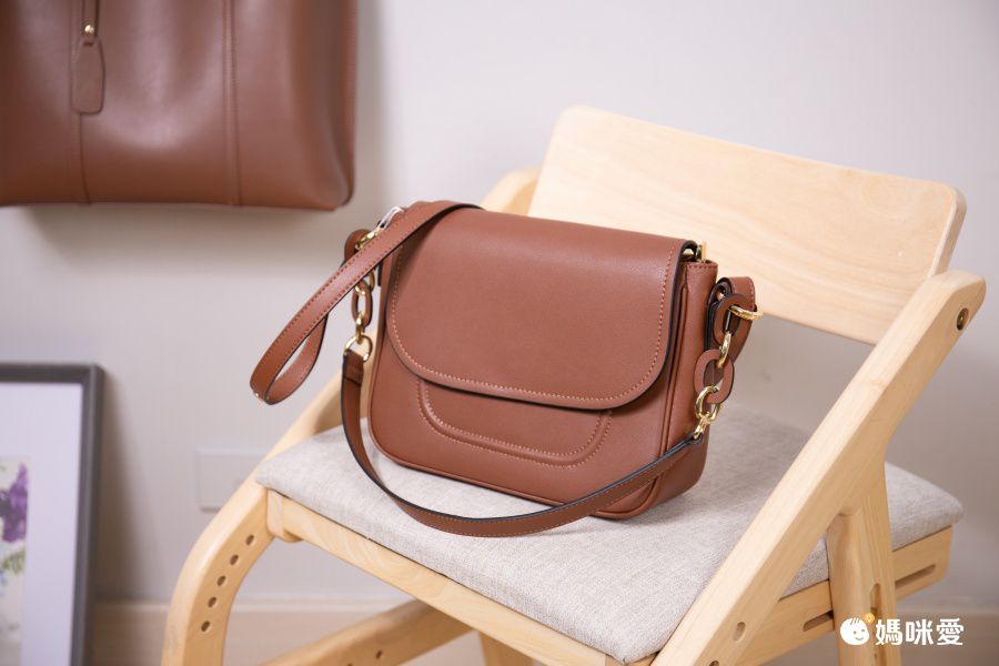 真皮質感腋下馬鞍包-附2種背帶-深棕色 (25x19x9cm)