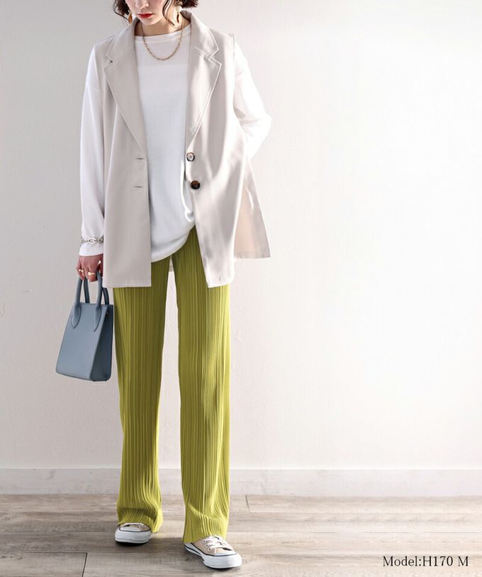 日本 Classical Elf - 光澤感細褶垂墜感長褲-米杏