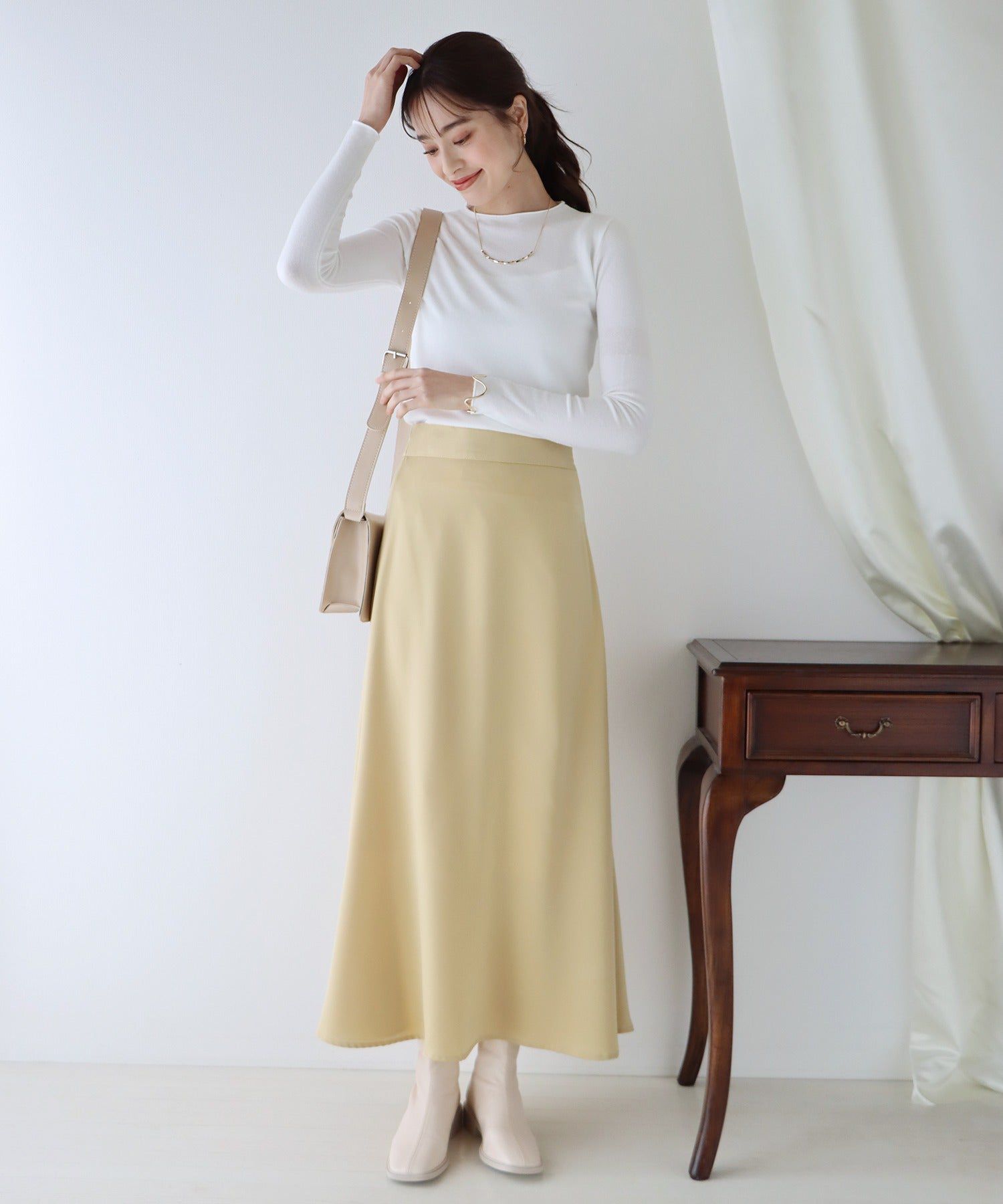 日本 BLUE EAST - [熱銷推薦] 甜美百搭修身剪裁長裙-果綠