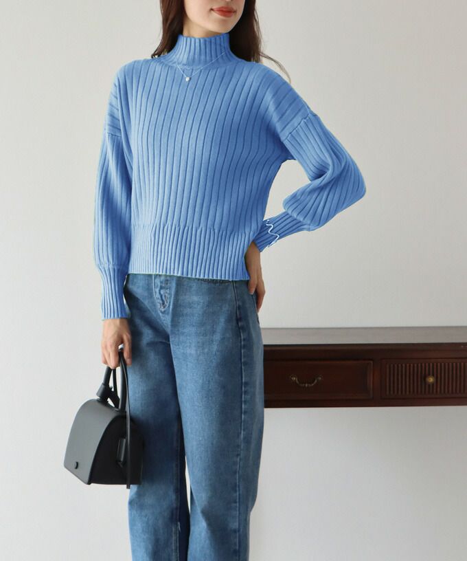 日本 BLUE EAST - 百搭坑條立領針織毛衣-水藍