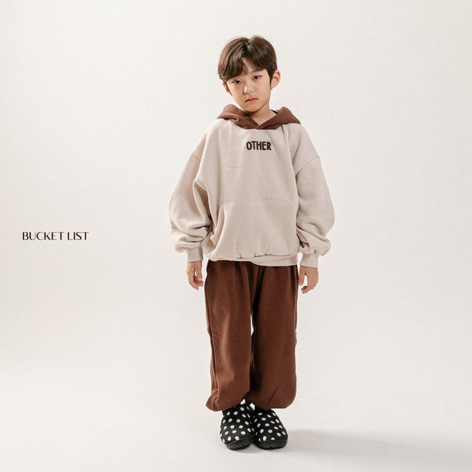 韓國 BUCKET LIST - (內磨毛)OTHER刺繡連帽T-咖啡