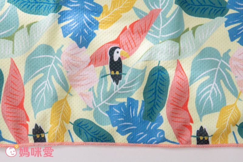 日本 LIV HEART - 抗UV水涼感巾(附收納罐)-鯨鯊兄弟-水藍 (30x100cm)