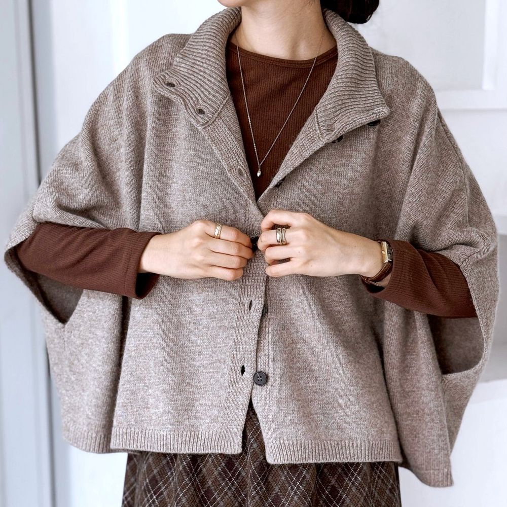 柔軟美麗諾羊毛針織斗篷風格背心外套-可可棕 (FREE)