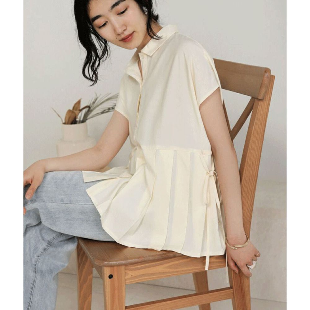 日本 Bou Jeloud - 百褶設計綁帶短袖襯衫-杏