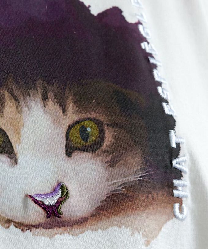 日本 Lupilien - 療癒休閒感落肩長版T恤-貓咪照片-黑