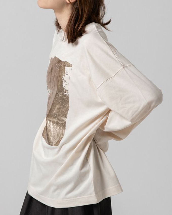 日本 gleam - 燙金時尚光澤廓形寬版長袖上衣-奶油x金