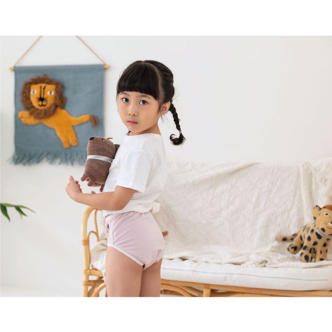 貝柔 Peilou - 天絲棉舒膚平衡童女三角褲-貼布繡-白雪公主-粉