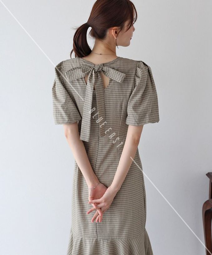 日本 BLUE EAST - 優雅方領後綁帶泡泡袖魚尾洋裝-波點-米白 (M)