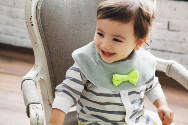 MARLMARL - 微笑圍兜兜-啾啾玩具系列-黃領結 (脖圍25-28cm)