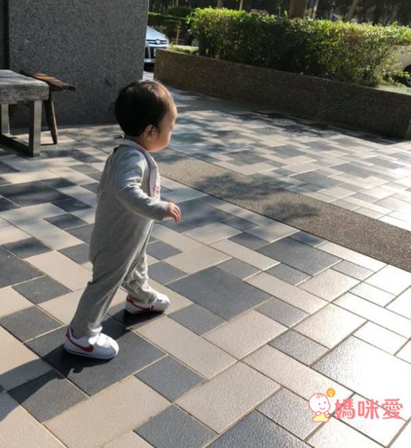 NIKE - Cortez GS 阿甘鞋(中童)-白藍紅