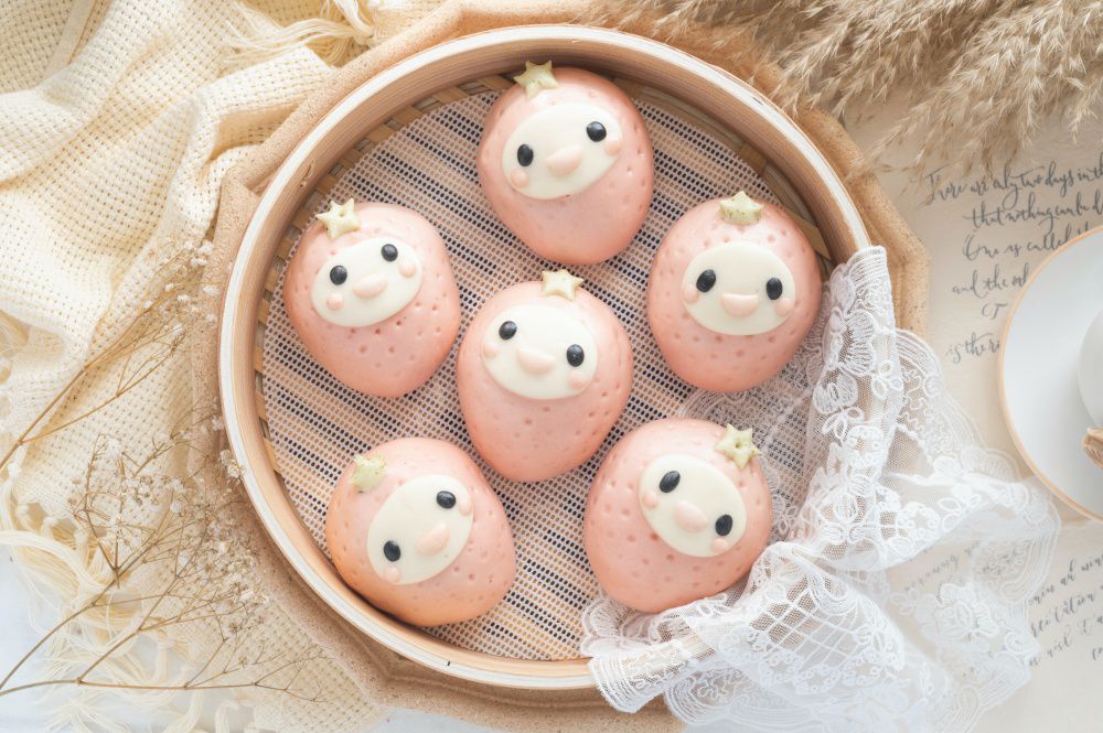 老甜媽手工饅頭 - 限量組-草莓起司包6入+德國香腸起司包6入+馬卡龍一口小饅頭-400g