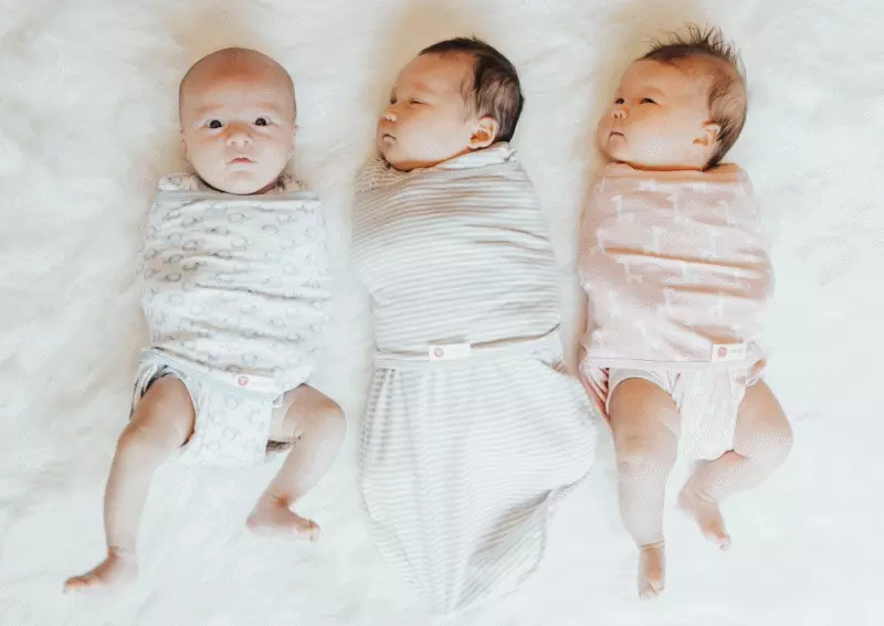 O型哺乳枕＆小蜜蜂二合一包巾！買包巾加贈紗布手帕！