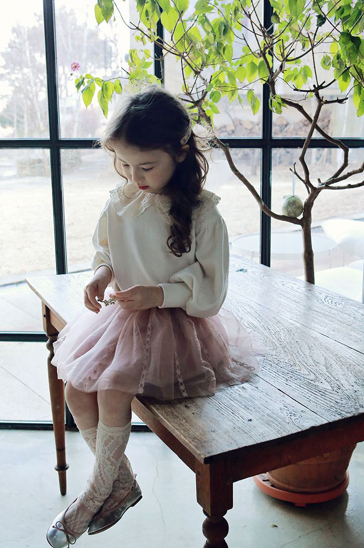 韓國 PuellaFLO - 雙層花瓣領泡泡袖上衣-米白