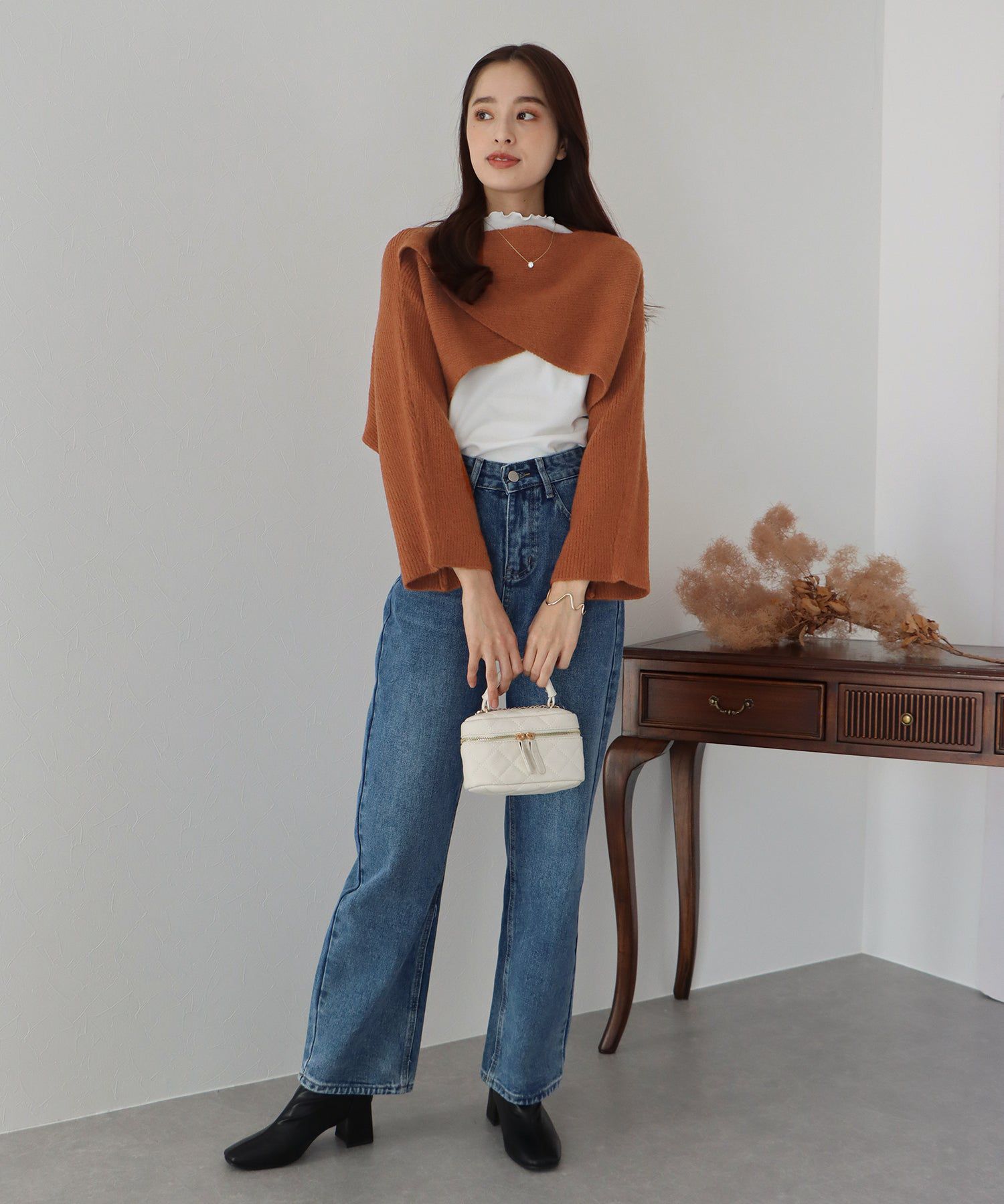 日本 BLUE EAST - 交叉短版針織長袖罩衫-淺灰