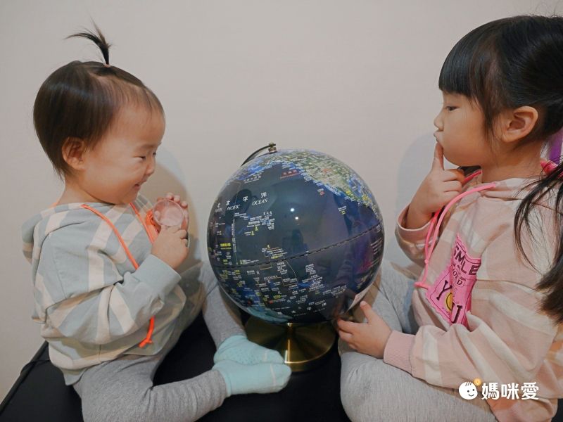 SKYGLOBE - 12吋地形海溝人口分佈古銅色底座地球儀(附燈/中英文對照)