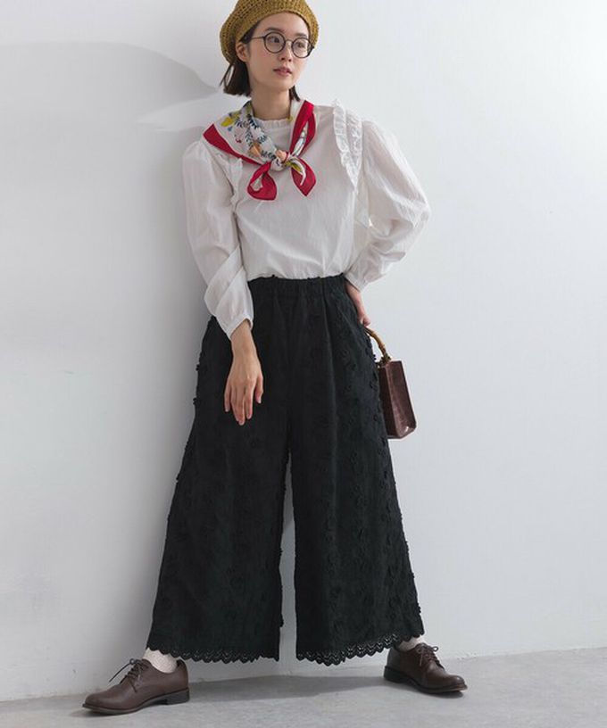日本 Lupilien - 100%棉 奢華滿版緹花刺繡寬褲-黑