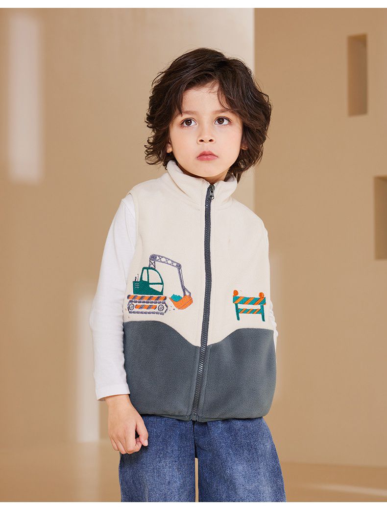 搖粒絨保暖兒童背心-工程車-杏+深灰