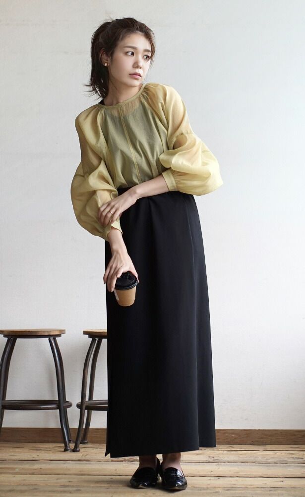 日本 zootie - 空氣感透膚優雅泡泡袖上衣-焦糖棕