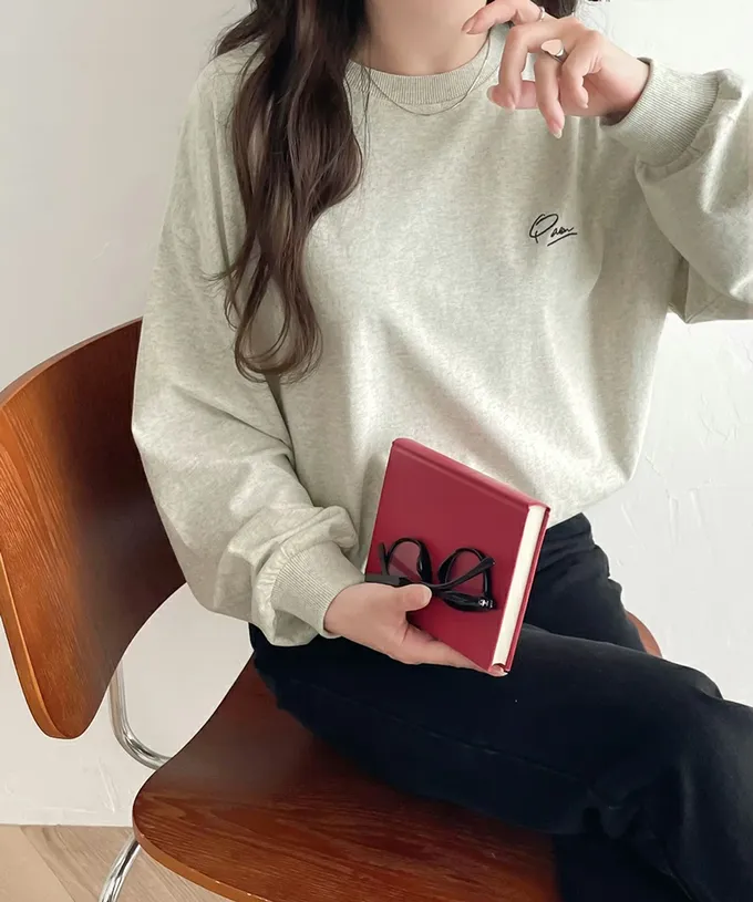 日本 Classical Elf - 胸口簡約刺繡純棉長袖上衣-灰粉