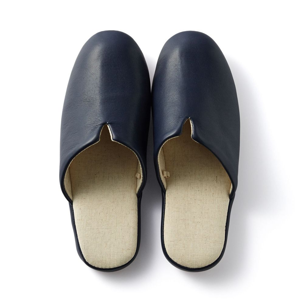 日本千趣會 - 質感仿皮室內拖鞋-深藍