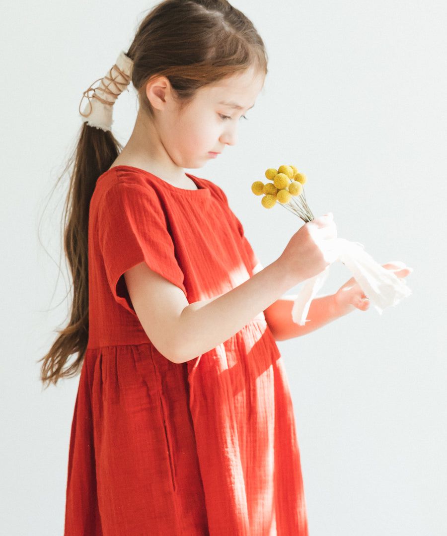 日本 PAIRMANON - 純棉微皺感短袖素色洋裝(孩子)-紅