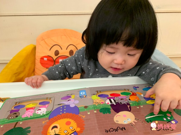 佩佩豬Peppa Pig陪你玩❤【英文遊戲書66折起】我最便宜～貼紙書限量搶購！