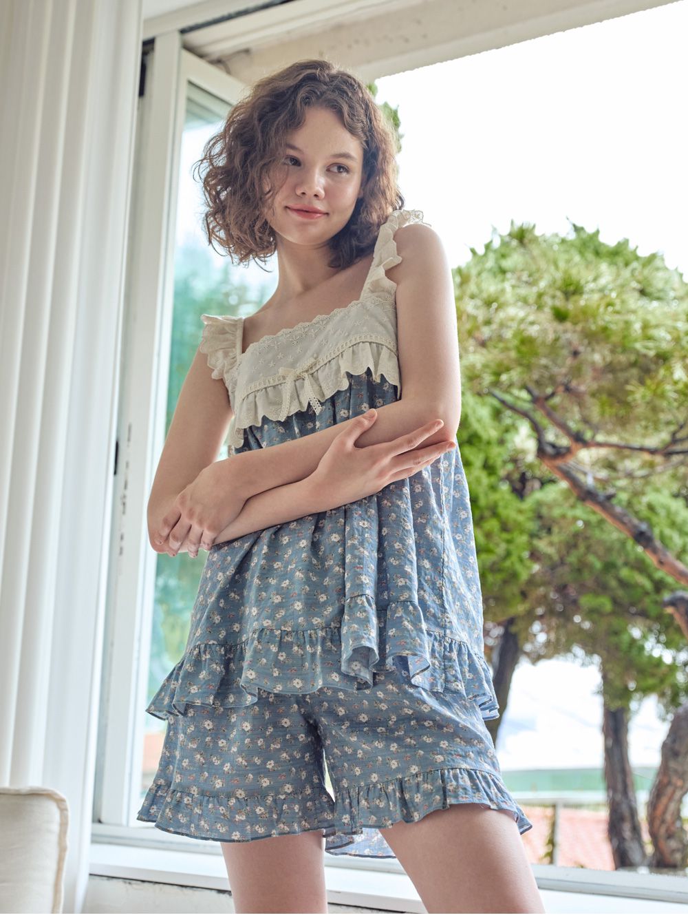 韓國 ULLALA - 蕾絲花邊無袖睡衣(兩件式)-藍 (FREE)