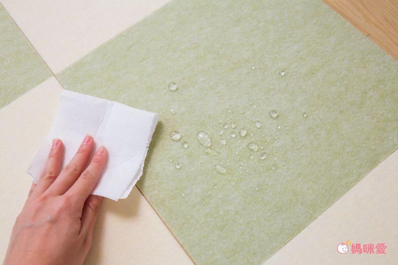 日本 SANKO - 可機洗重複黏貼式輕薄地毯-漸層色-杏色系 (30×30cmx厚3mm)-8枚入