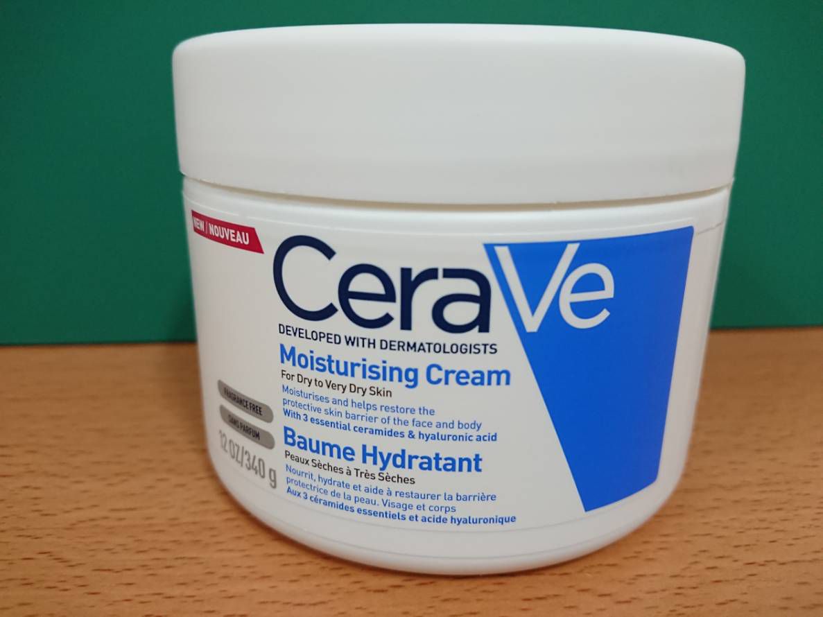也有人也在擦CeraVe修護霜大白罐嗎？乾癢肌救星