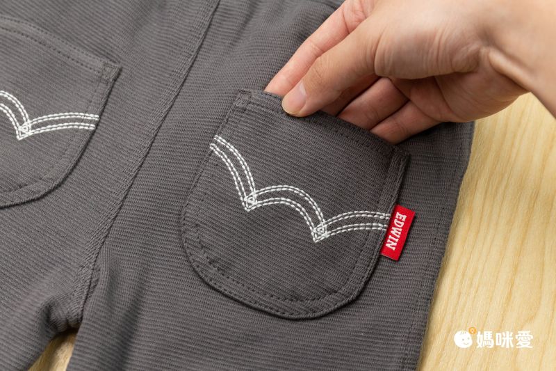 日本 Chil2 - FILA聯名 休閒短袖上衣-方型logo-白