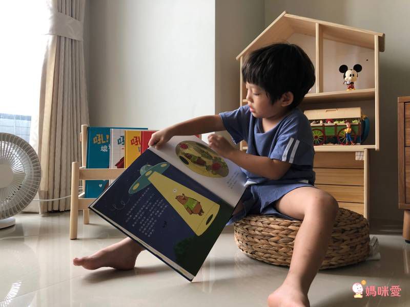 亞馬遜讀者 5 星推薦★ 迪士尼首席藝術家暖暖療癒系繪本❤ 親親寶貝